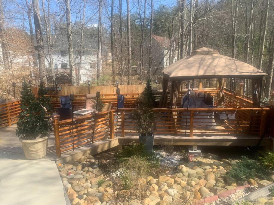 Entire Apartment Suite Family Singles Couples Nurses Dinners Business Meetings Lithonia Exterior photo